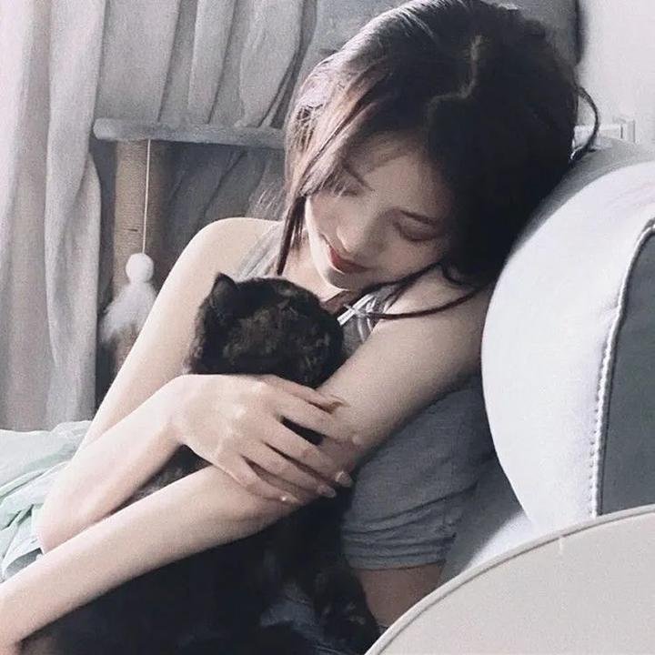 谁说妈妈像月亮