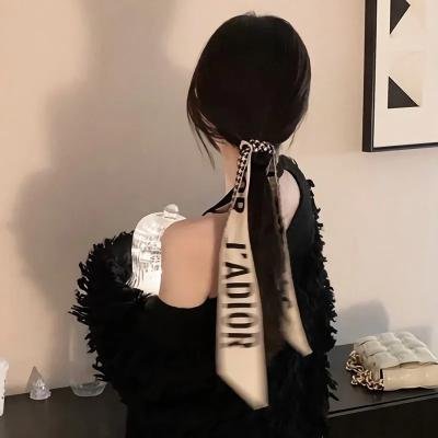 摇摇晃晃的人间